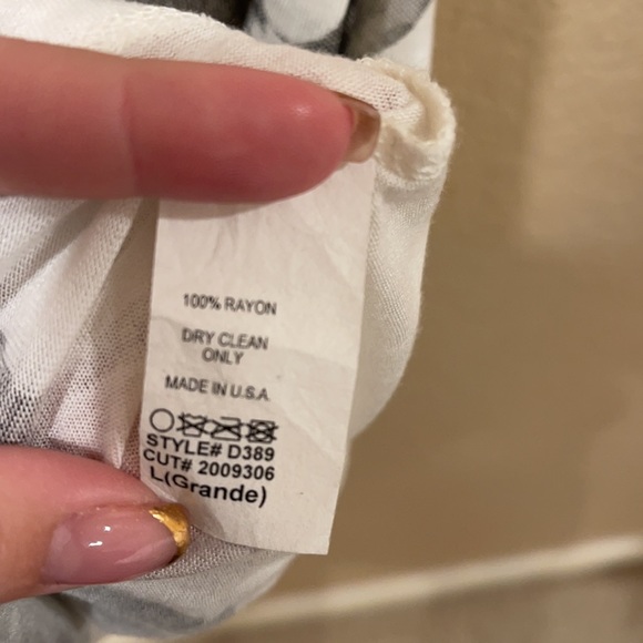 Long Tank with Giraffe Print - Picture 5 of 5